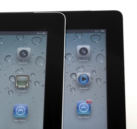 iPad skjermsammenligning Den nye iPad-en til venstre, iPad 2 til høyre