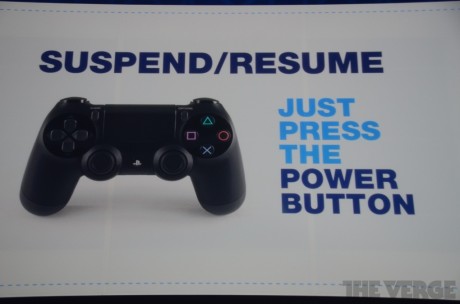 PS4s nye DualShock4-kontroll får en egen Share-knapp, pluss en egen resume-knapp gjør det mulig å pause/gjenoppta spill umiddelbart.
