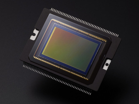 EOS-70D-AMBIENT-CMOS-SENSOR-2