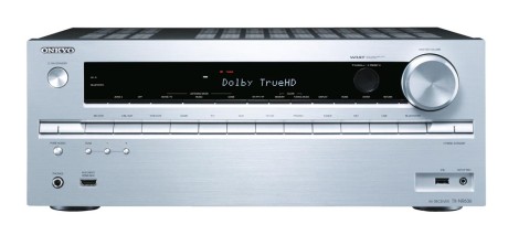 TX-NR636, her i sølv, er verdens første receiver som støtter fremtidige Hollywood-utgivelser i 4K.