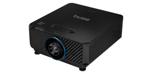 BenQ LU9235 er en skikkelig lyssterk laserprojektor, med hele 6.000 lumen. Foto: BenQ