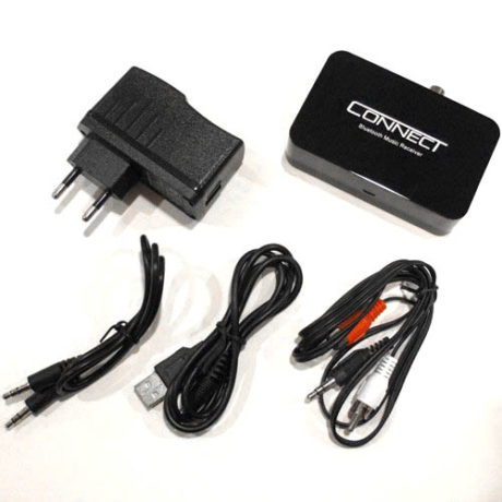 I pakken følger med Bluetooth-mottakeren, strømforsyning, analog minijack-kabel samt minijack til RCA. Foto: Produsenten