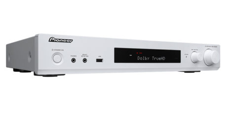 I Norge blir nok DAB-versjonen VSX-S520D mest aktuell, som også kommer i hvitt. Foto: Pioneer