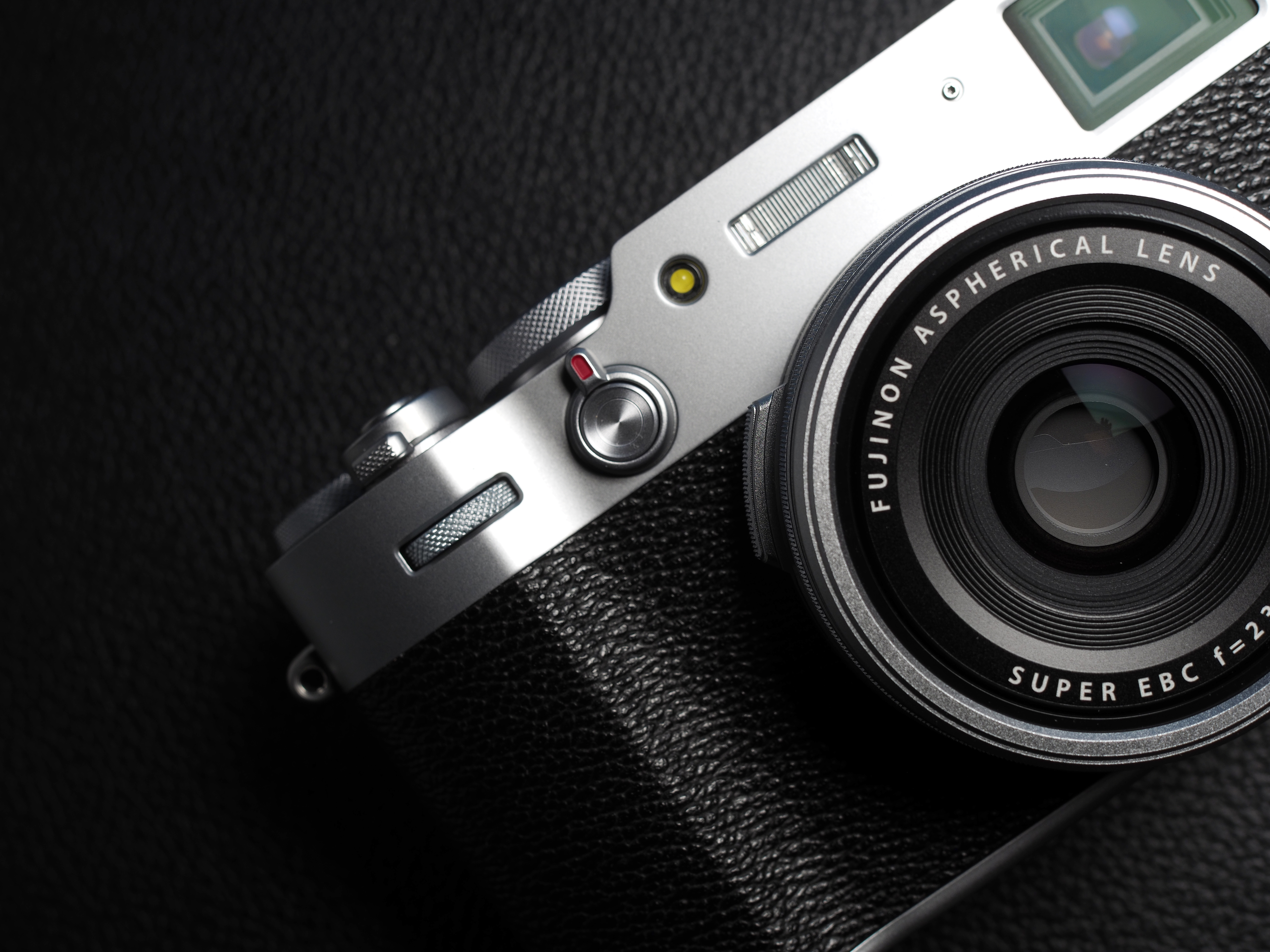 fujifilm x100v pris