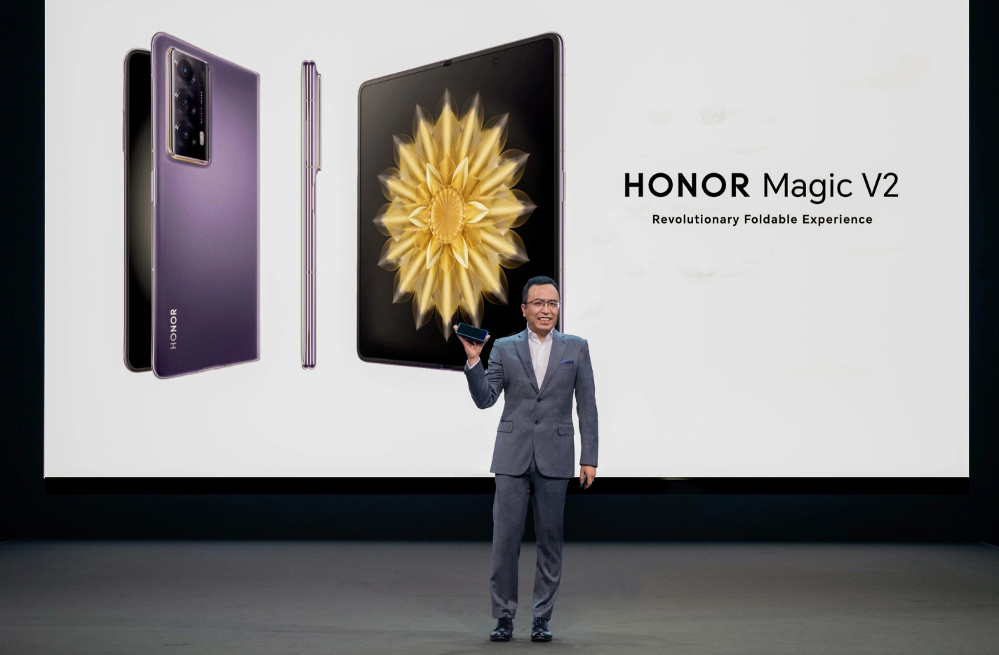 Klappmobilen Honor Magic V2 kommer til Europa