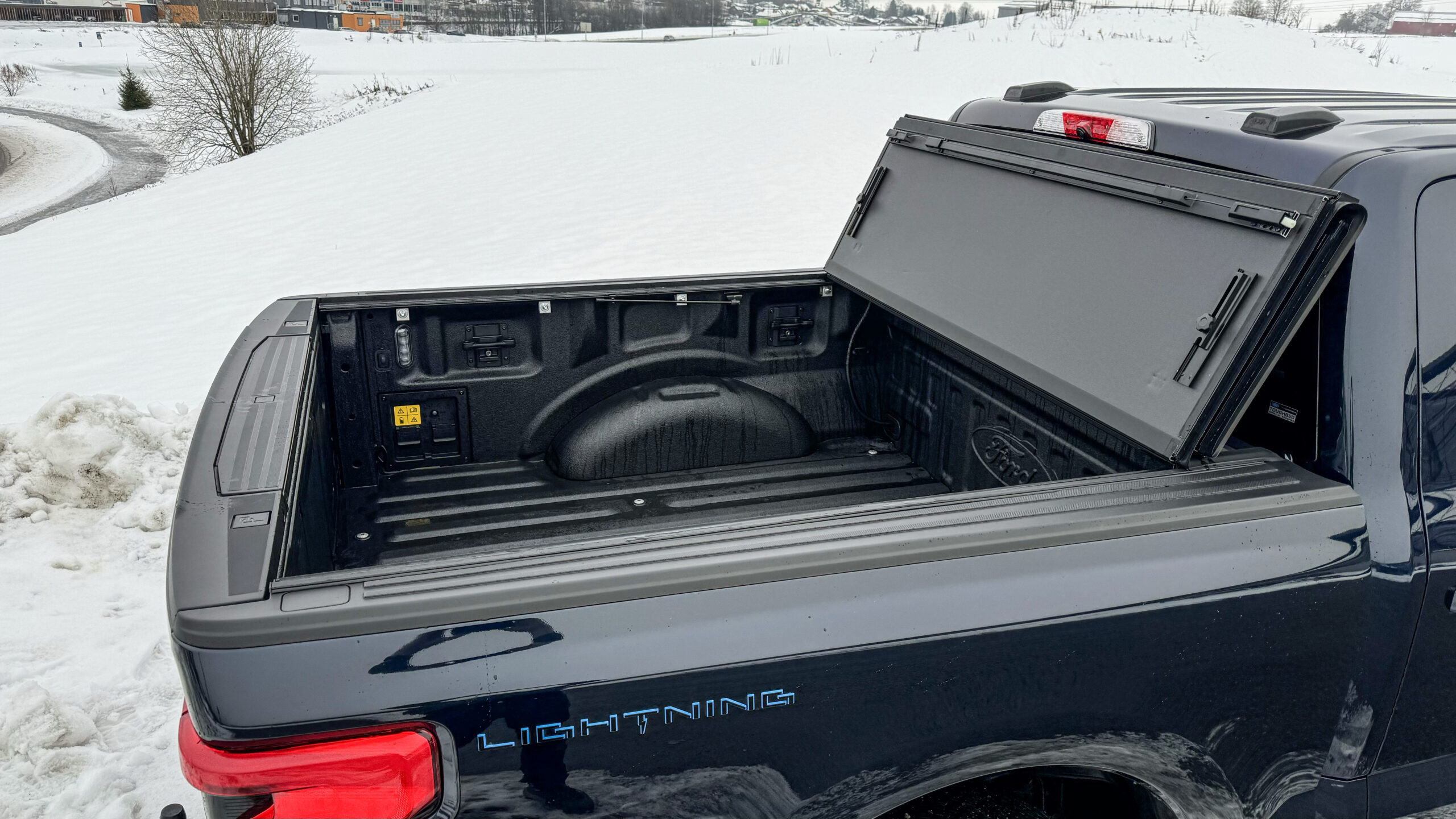 Ford F-150 Lightning bed