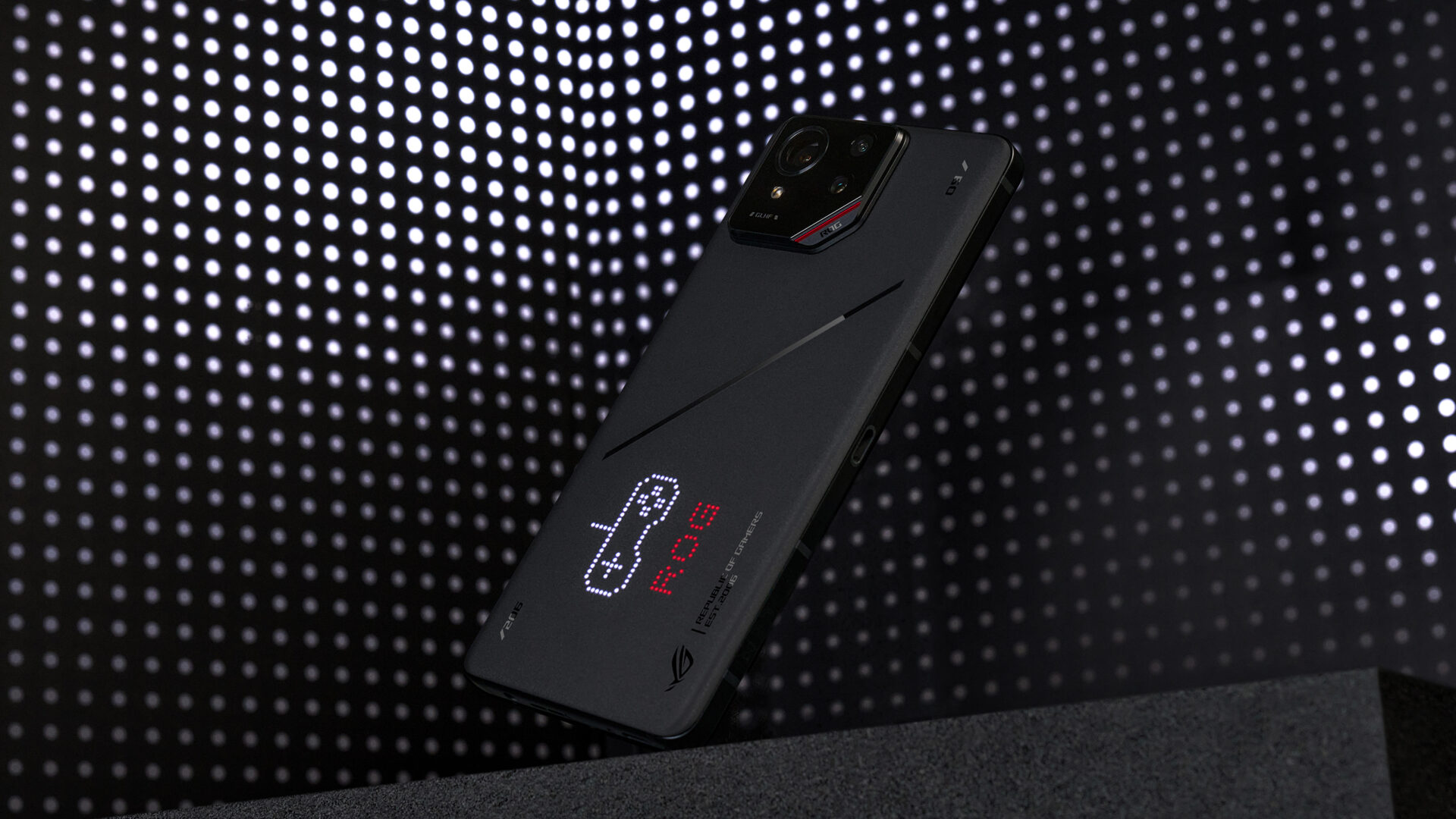 Asus ROG Phone 9 Pro Edition 7