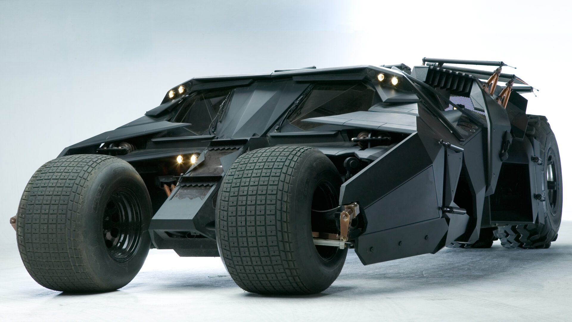 Batmobilen fra Dark Knight-trilogien: Nå kan du kjøpe din egen