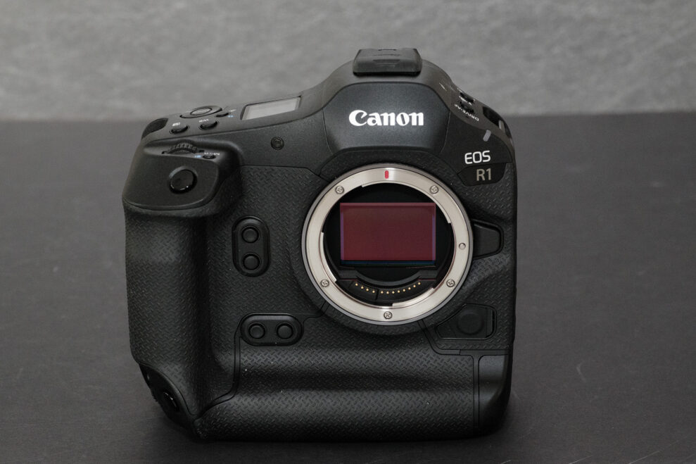 Canon EOS R1 7