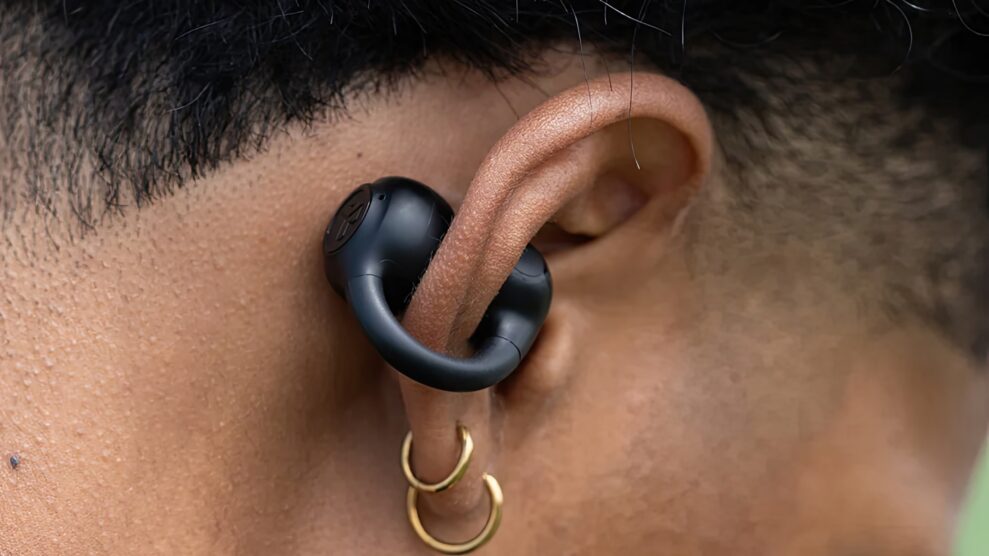 JLab Flex ear