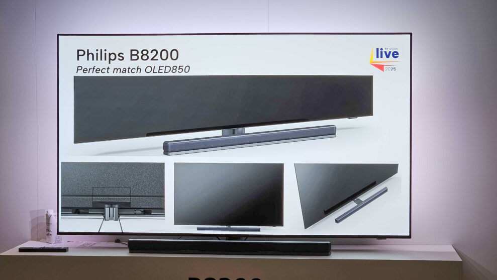 Philips B8200 launch 3