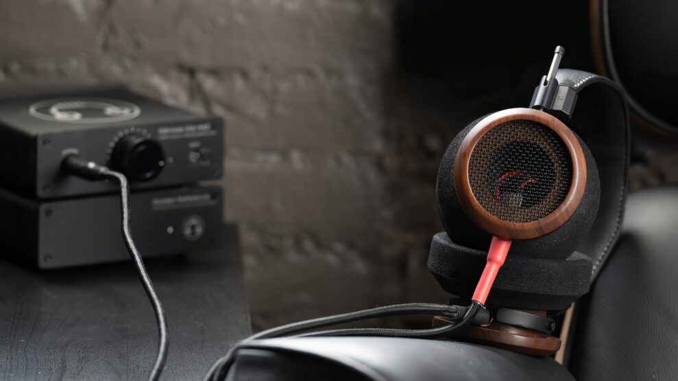 Grado_Signature_S950_lifestyle.8