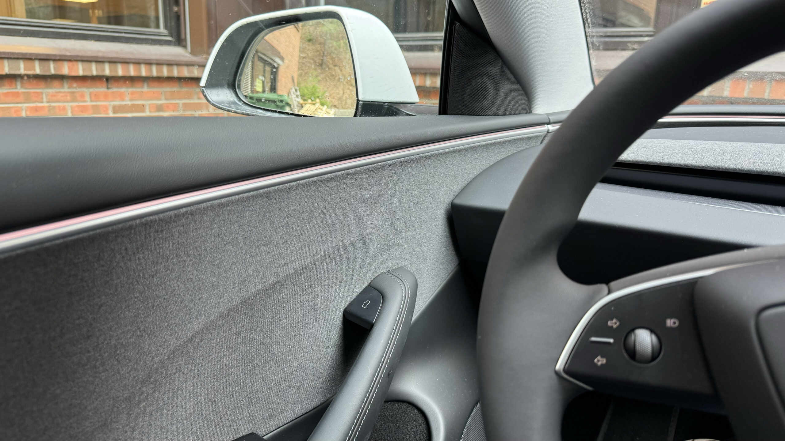 Tesla Model 3 RWD premium interior